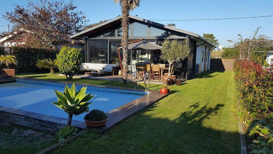 טוריירה Casa Dos Amigos - A Luxury Home In The Nature מראה חיצוני תמונה